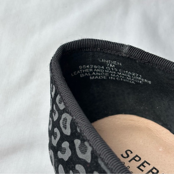 Sperry Linden Black Flats with Animal Print - Picture 6 of 9